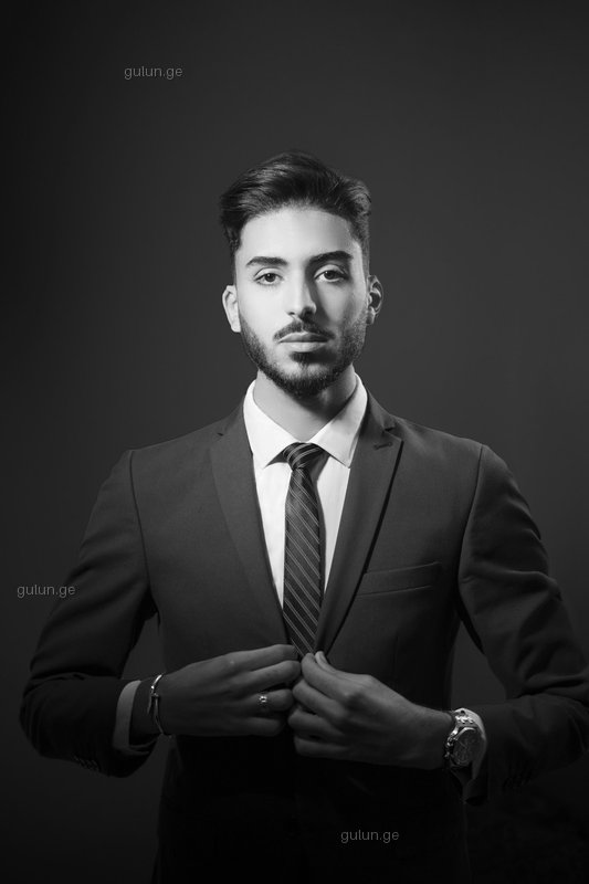 Арчил